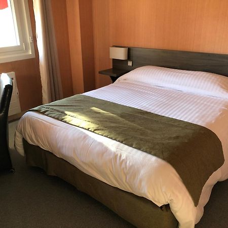 圣 - 贝努瓦餐厅酒店 格尼翁 外观 照片